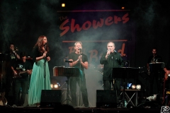 the-showers-live-Cisterna-estate-2014