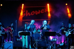 the-showers-live-Cisterna-estate-2014