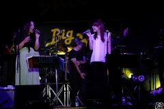 the-showers-live-Cisterna-estate-2014