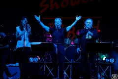 the-showers-live-Cisterna-estate-2014