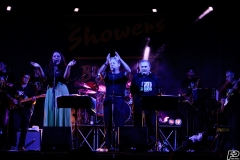 the-showers-live-Cisterna-estate-2014